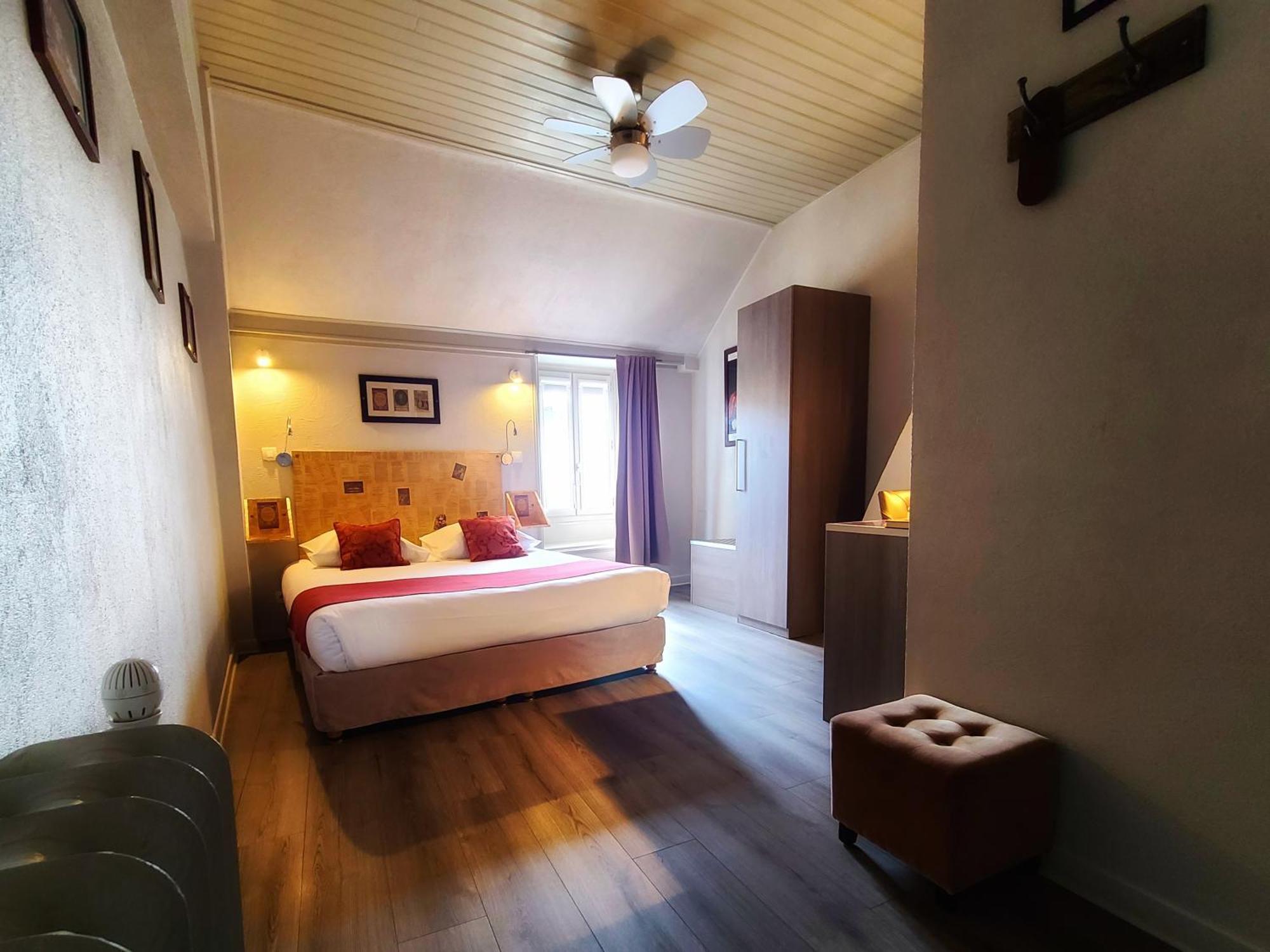 Hotel Mille Et Une Feuilles La Charité-sur-Loire Eksteriør billede